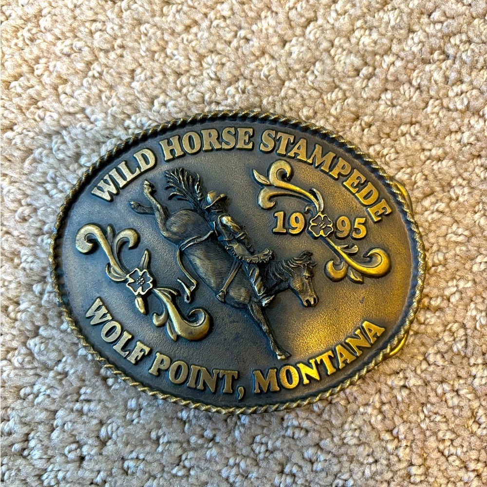 Siskiyou Ltd Ed Sculpted Western Belt Buckle Wild Horse Stampede ๐บ ๐ด - Picture 7 of 7